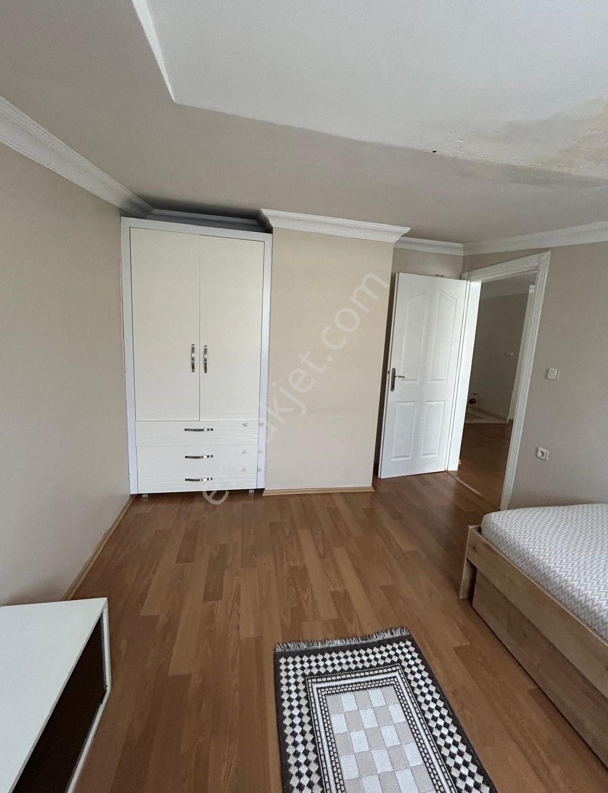 Köşklüçeşme Mah'de E-5e Yakın Geniş Satılık 4+2 Dubleks Daire — fotoğraf 9