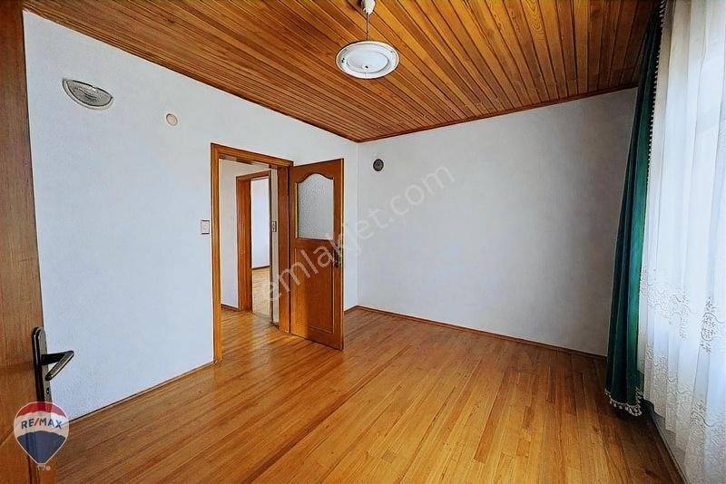 Remax Maviden Geyve Epçelerde 2184m2 Arsa İçinde Müstakil Ev — fotoğraf 22