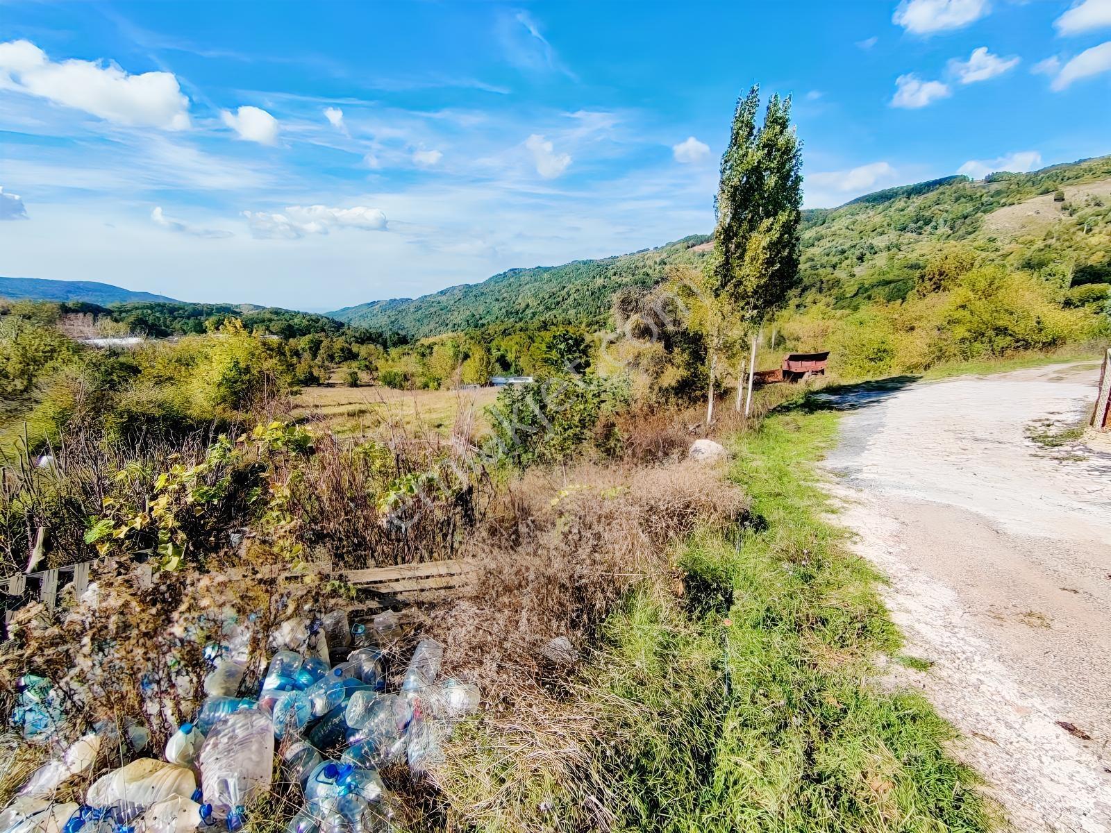 Yalova Sugören Köy İçi İmarlı 1.160 M2 Arsa — fotoğraf 3