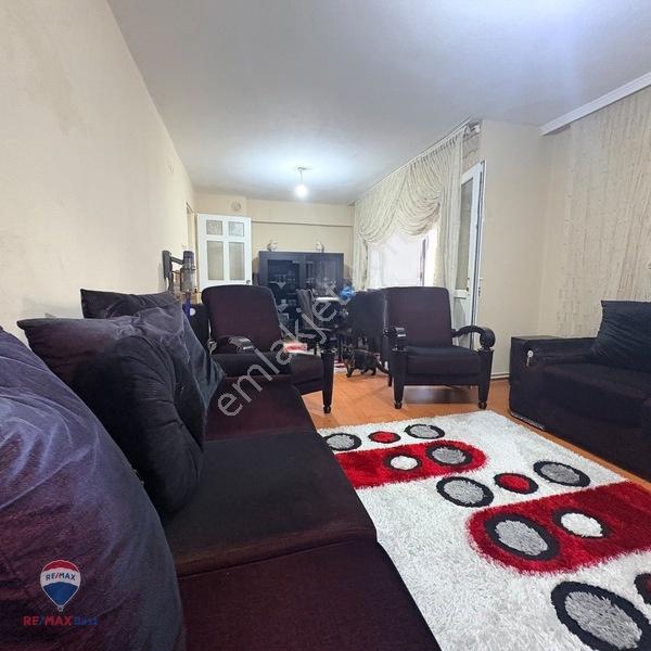 22 Çiğli Yakakent Mah 3+1 Ara Kat Çift Cephe Asansör Çift Balkon — fotoğraf 5