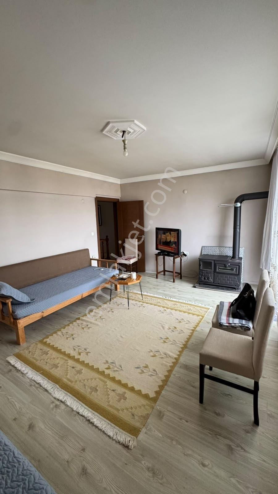 Hisar' Dan Cağaloğluna 100m Dubleks Deniz Manzaralı Daire — fotoğraf 5