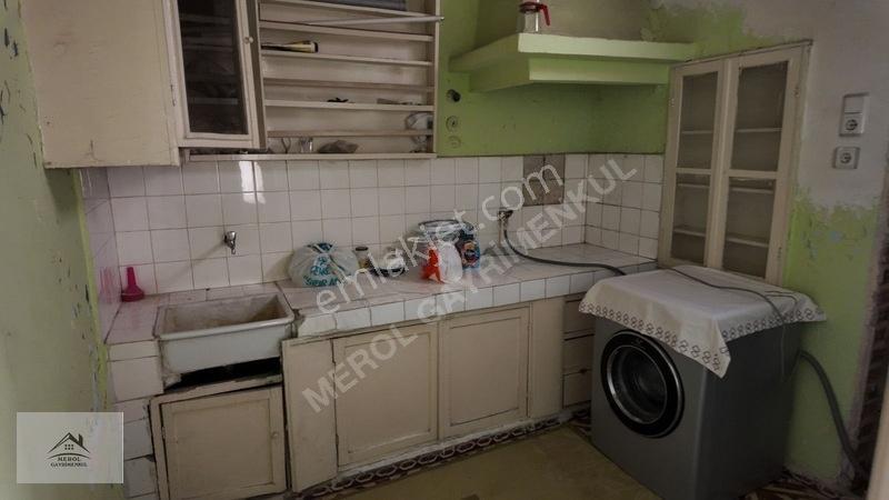 Konak Eşrefpaşa'da 2 Adet Dubleks Ev/arsa Satılık. — fotoğraf 12