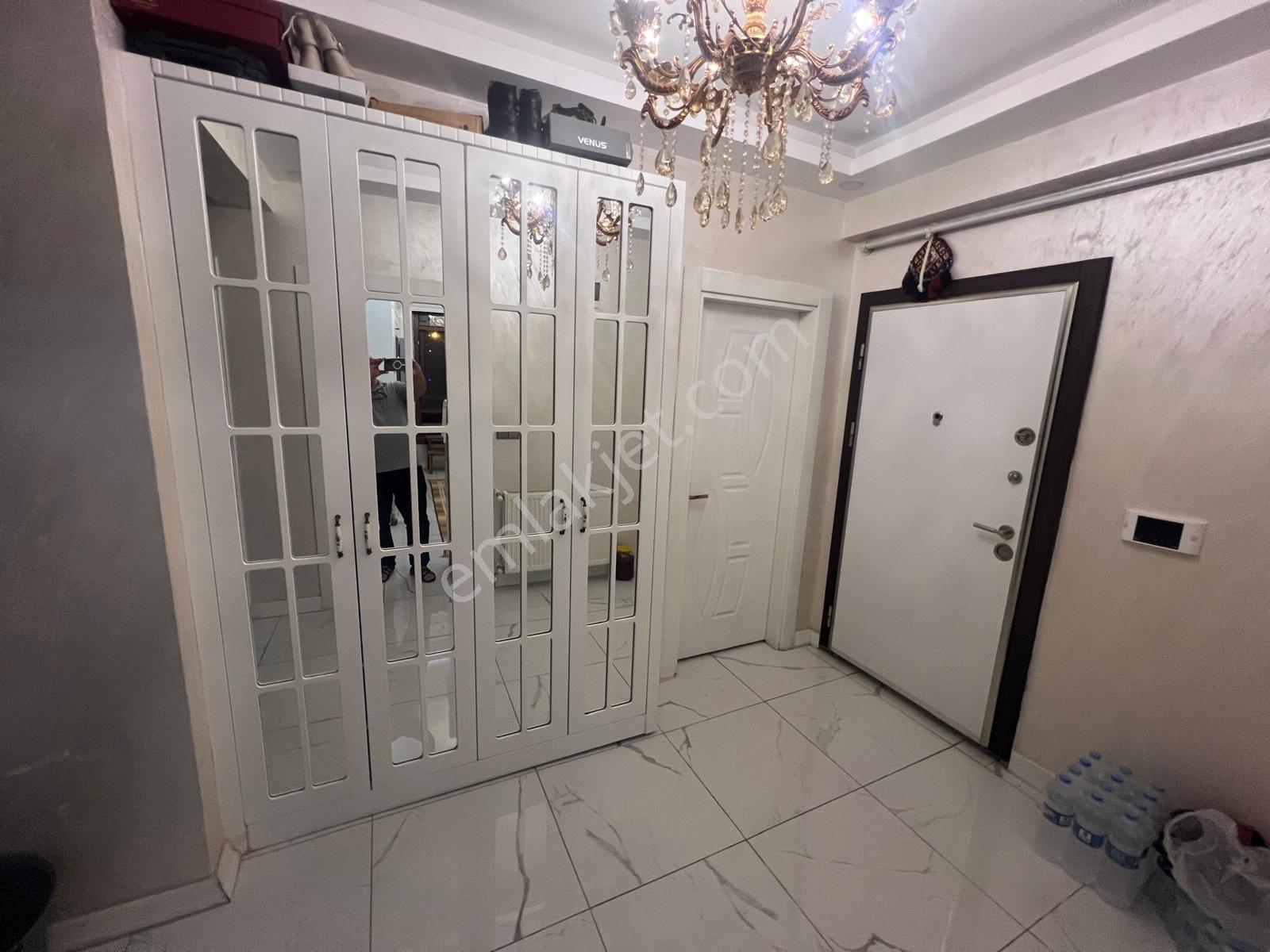 Acil Emlak Güvencesiyle Atakentde Geniş 3 Oda — fotoğraf 6