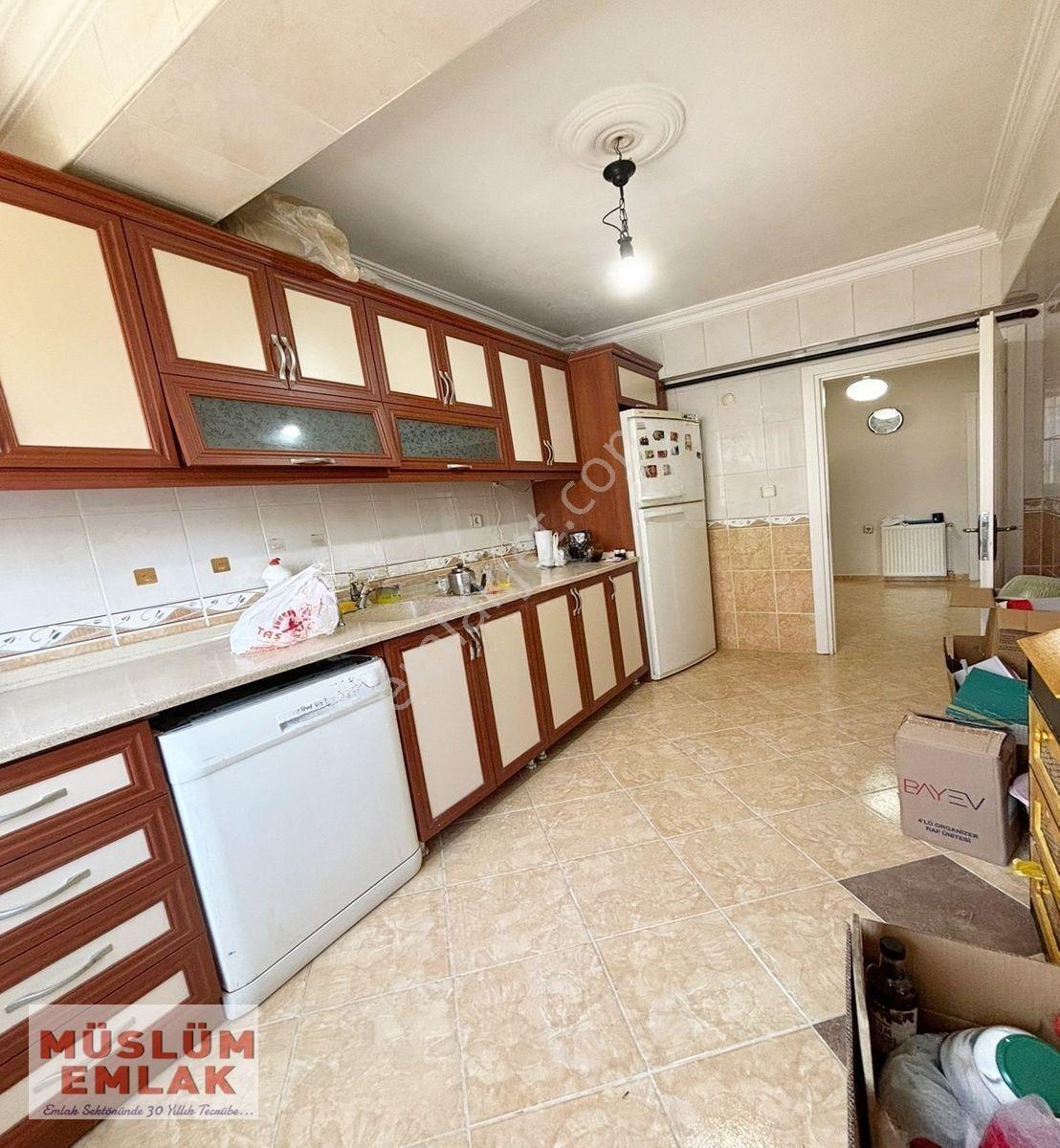 Müslüm Emlaktan Merkezde Oldukça Geniş 5+2 Dubleks Daire — fotoğraf 14