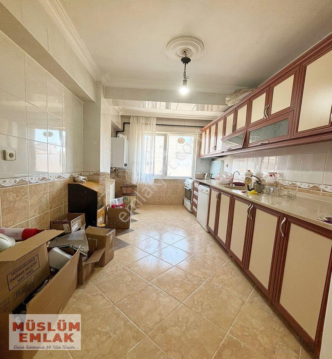Müslüm Emlaktan Merkezde Oldukça Geniş 5+2 Dubleks Daire — fotoğraf 18