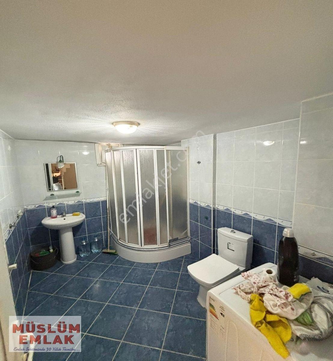 Müslüm Emlaktan Merkezde Oldukça Geniş 5+2 Dubleks Daire — fotoğraf 19