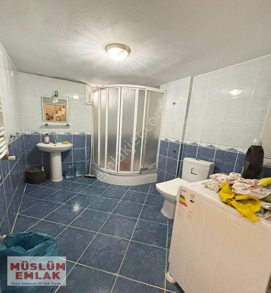 Müslüm Emlaktan Merkezde Oldukça Geniş 5+2 Dubleks Daire — fotoğraf 20