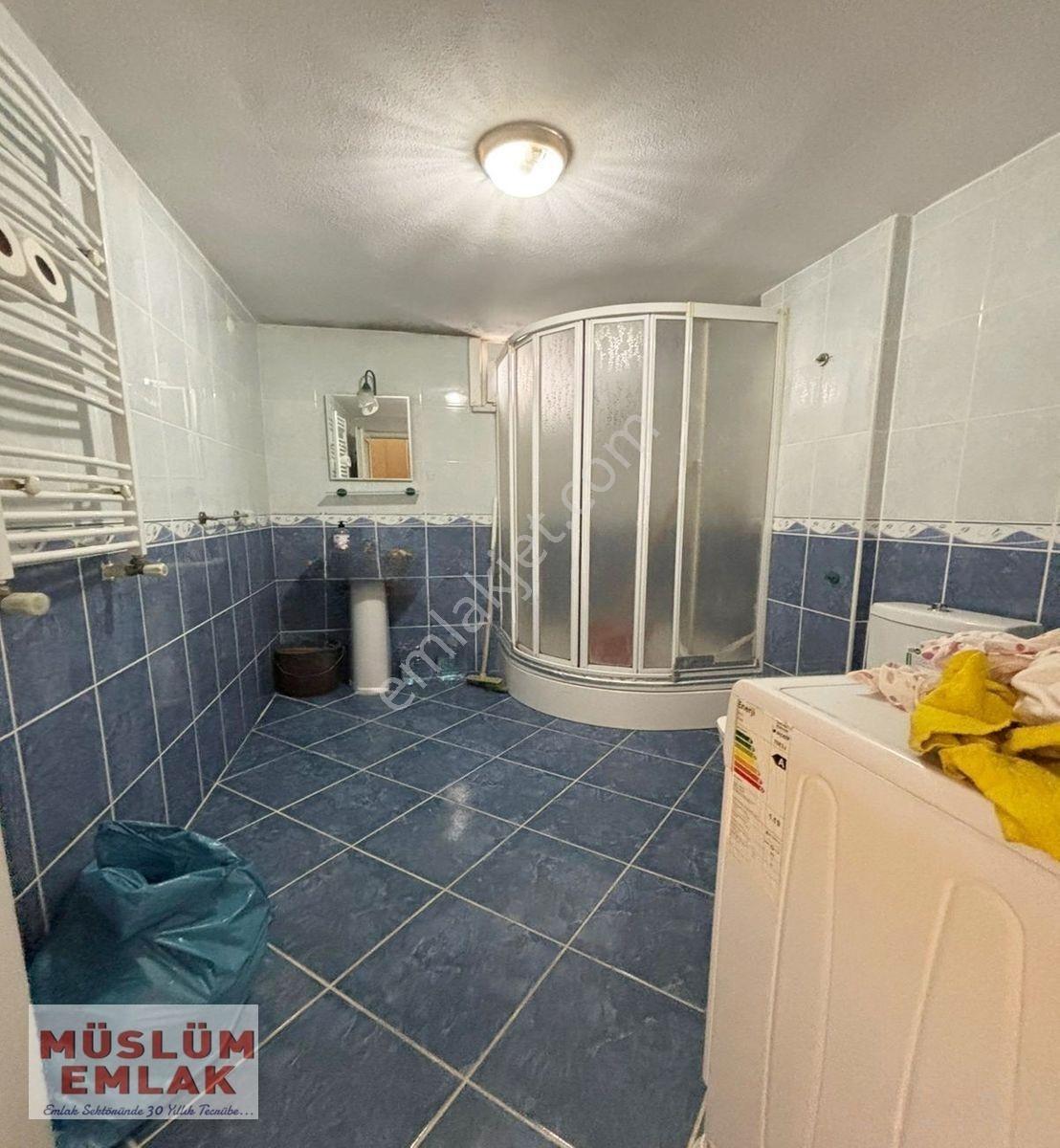 Müslüm Emlaktan Merkezde Oldukça Geniş 5+2 Dubleks Daire — fotoğraf 21