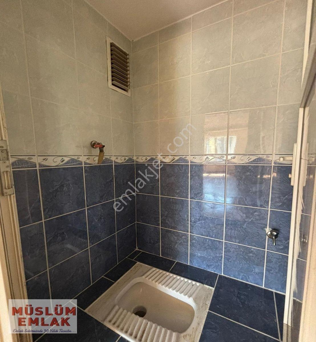 Müslüm Emlaktan Merkezde Oldukça Geniş 5+2 Dubleks Daire — fotoğraf 23