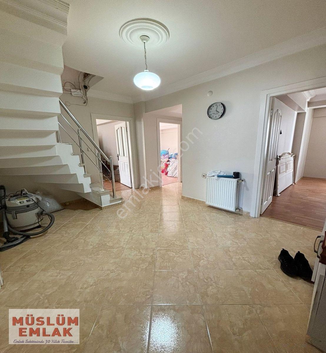 Müslüm Emlaktan Merkezde Oldukça Geniş 5+2 Dubleks Daire — fotoğraf 31