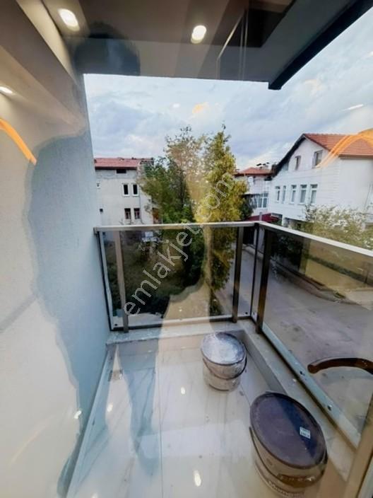 Mak Emlaktan Satılık Modern Mimarili Ara Kat Balkn Dailer — fotoğraf 6