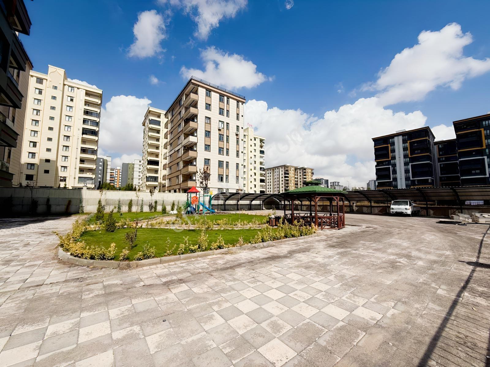 Tek Bloklu Sitede 10. Kat | Ferah Manzaralı 2+1 Daire — fotoğraf 14