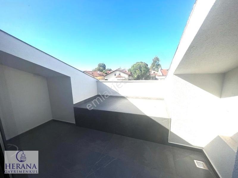 Foça Mahallesinde 170 M2 4+1 Satılık Dubleks Daire — fotoğraf 12