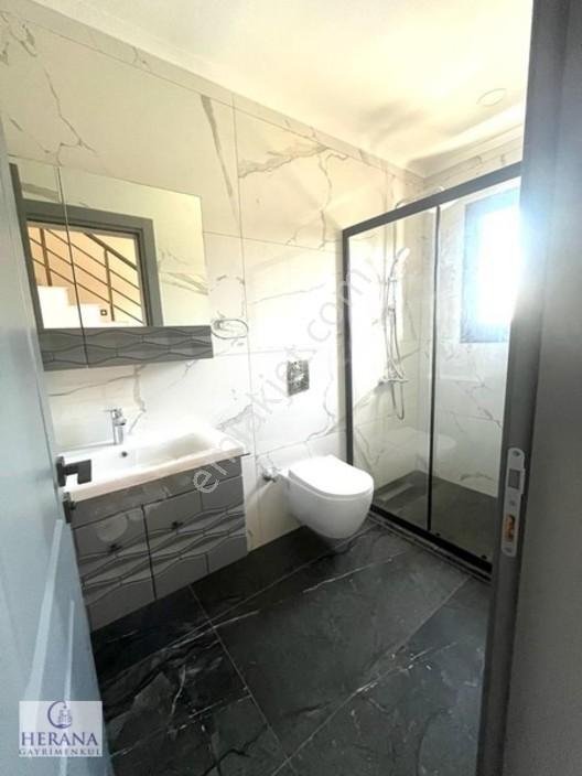 Foça Mahallesinde 170 M2 4+1 Satılık Dubleks Daire — fotoğraf 20