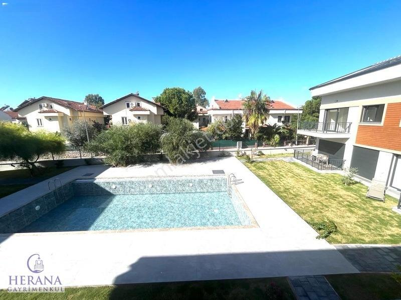 Foça Mahallesinde 170 M2 4+1 Satılık Dubleks Daire — fotoğraf 25