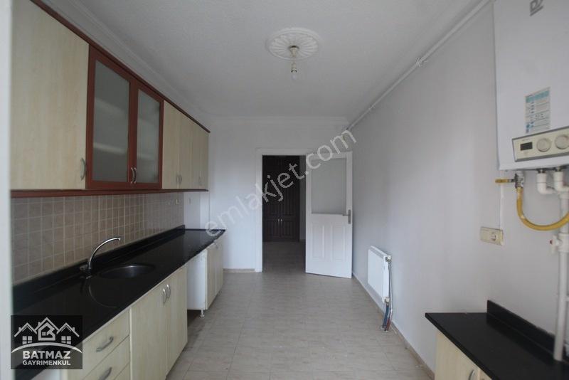 Seyrantepe'de Satılık (3+1) Bakımlı Daire — fotoğraf 2