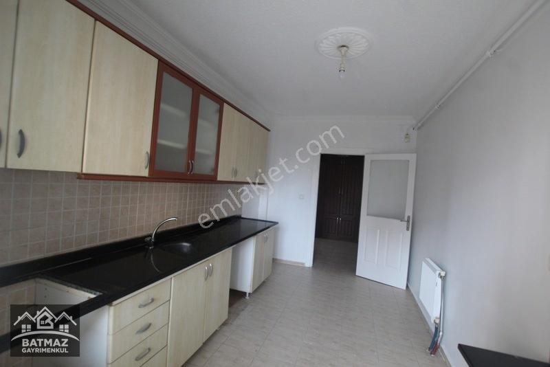 Seyrantepe'de Satılık (3+1) Bakımlı Daire — fotoğraf 4
