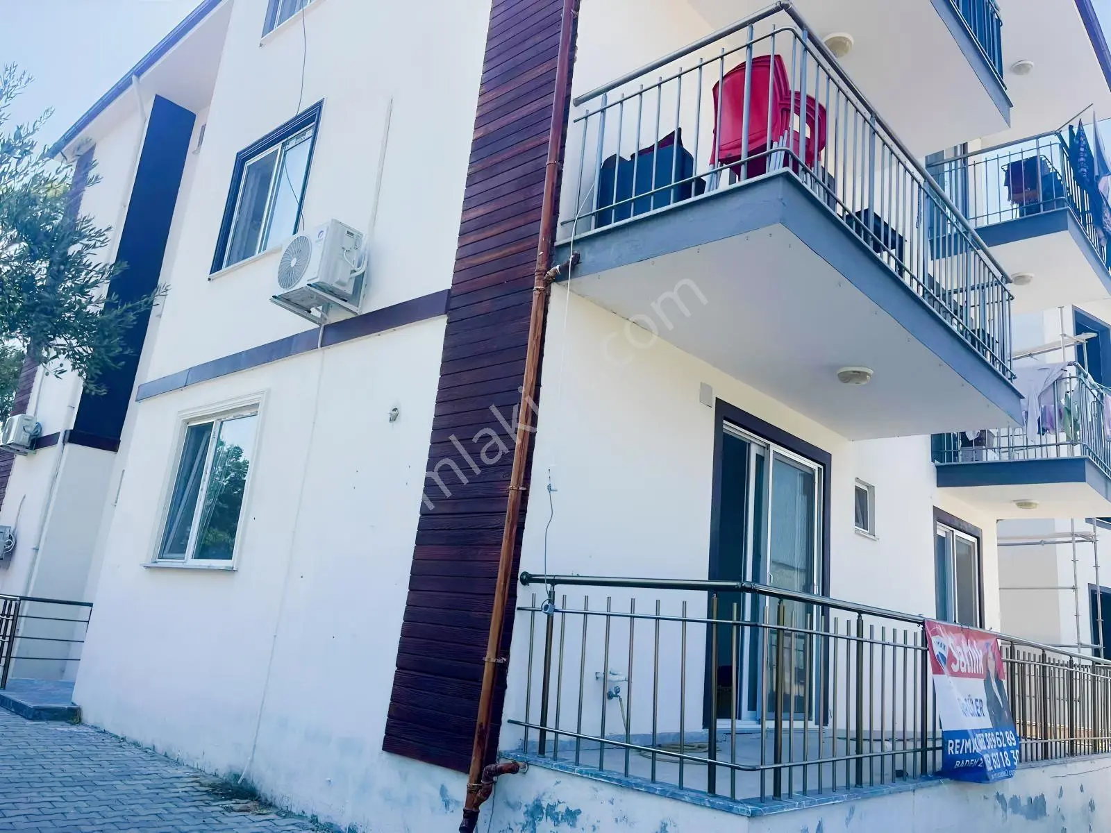 Remax Güvencesiyle Ortaca'da Satılık Daire — fotoğraf 4