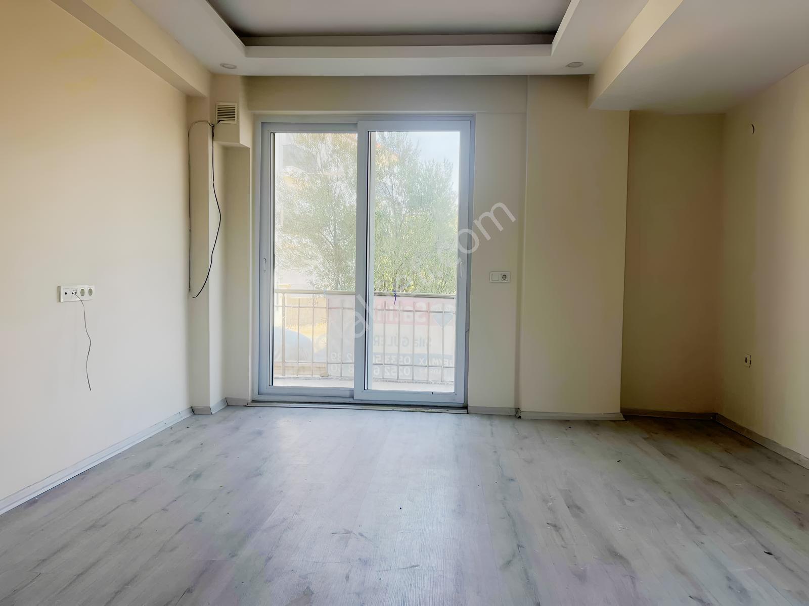 Remax Güvencesiyle Ortaca'da Satılık Daire — fotoğraf 16