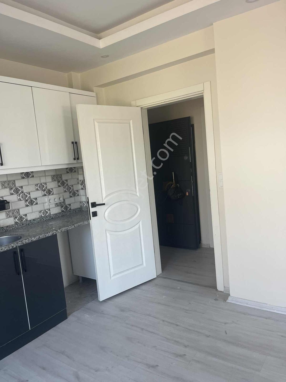 Remax Güvencesiyle Ortaca'da Satılık Daire — fotoğraf 24