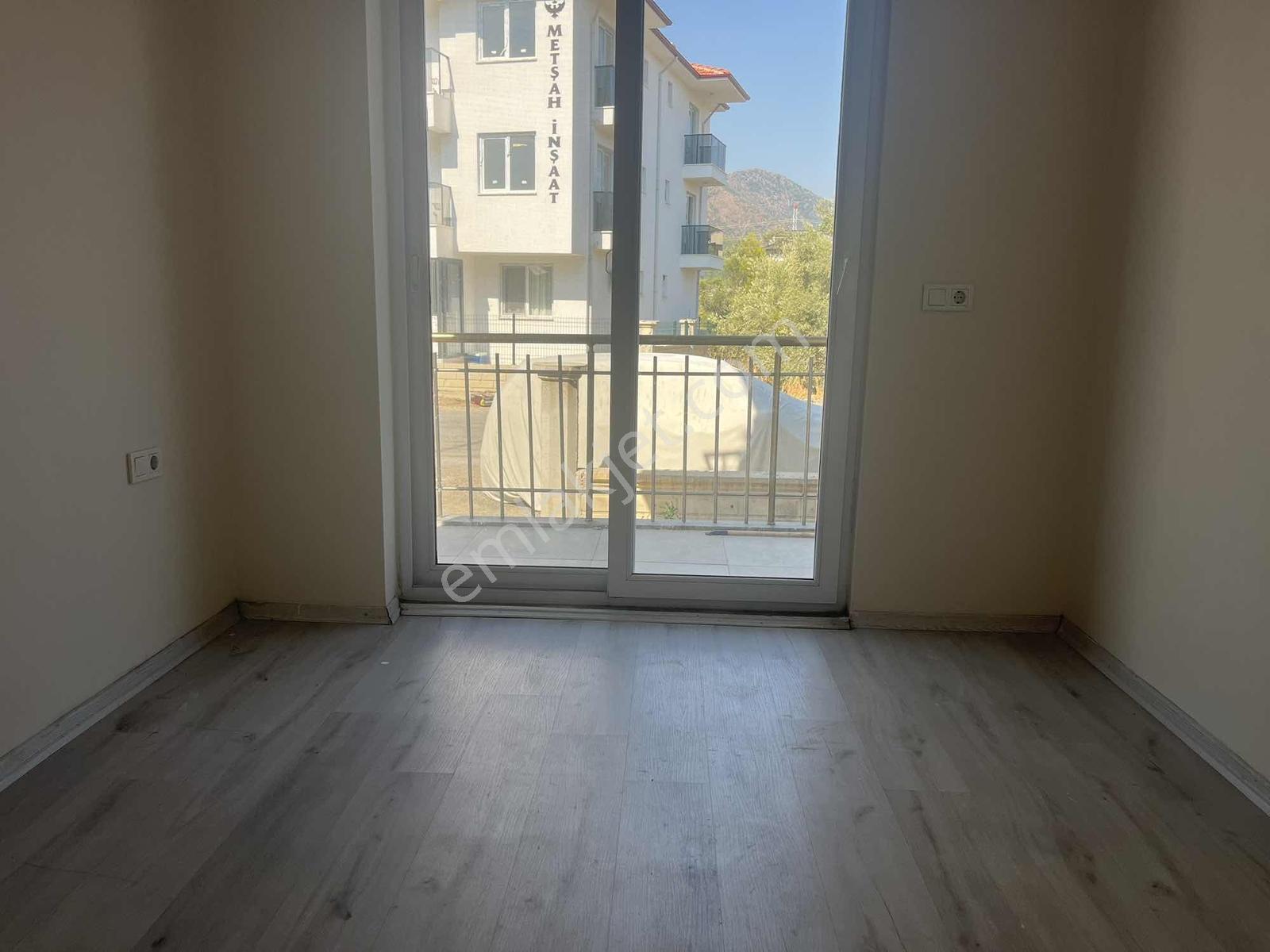 Remax Güvencesiyle Ortaca'da Satılık Daire — fotoğraf 27