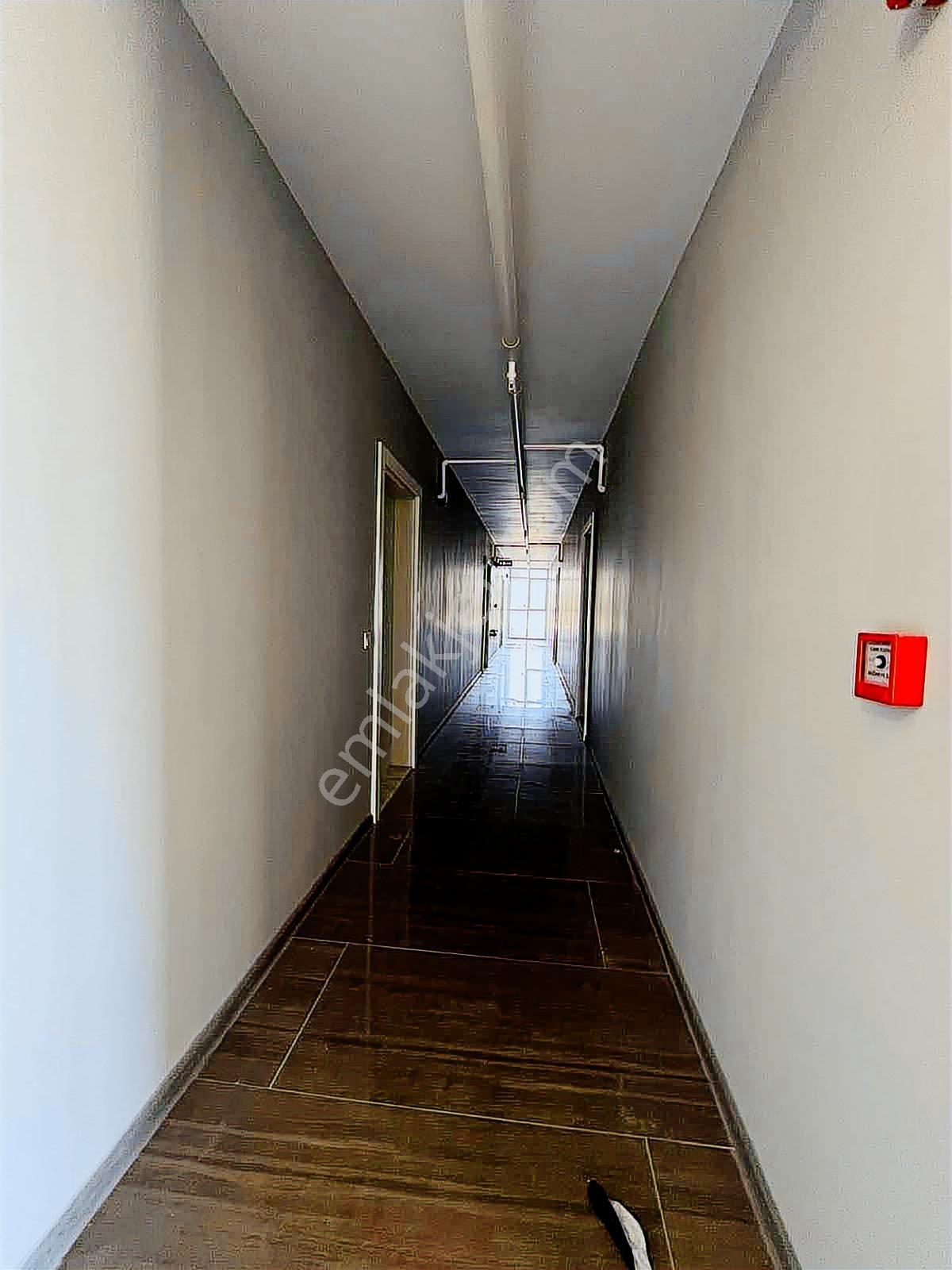 Havalimanına Yakın Katta Oturuma Hazır Otel Kompsetli 1+1 Daire — fotoğraf 23