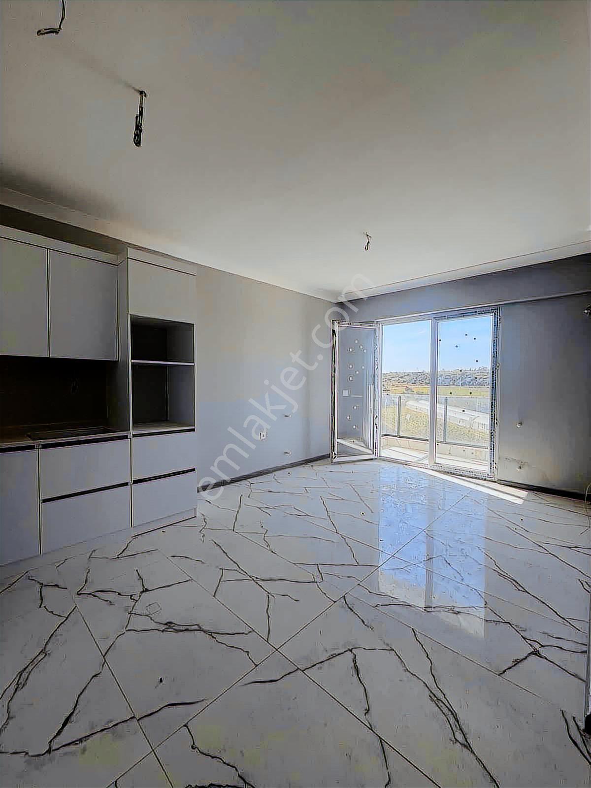 Havalimanına Yakın Katta Oturuma Hazır Otel Kompsetli 1+1 Daire — fotoğraf 27