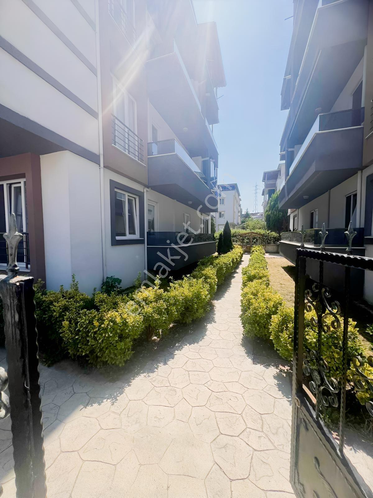 Ataevlerde Teras + 2 Balkonlu 3+1 Çatı Dubleks | Papatya Sitesi — fotoğraf 6