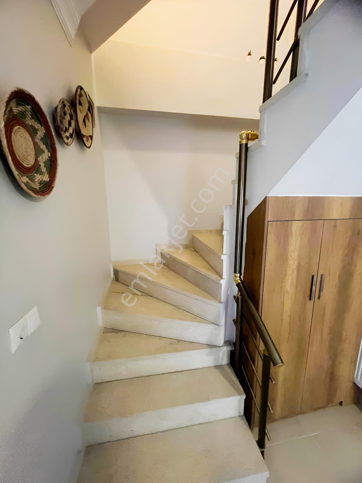 Ataevlerde Teras + 2 Balkonlu 3+1 Çatı Dubleks | Papatya Sitesi — fotoğraf 13