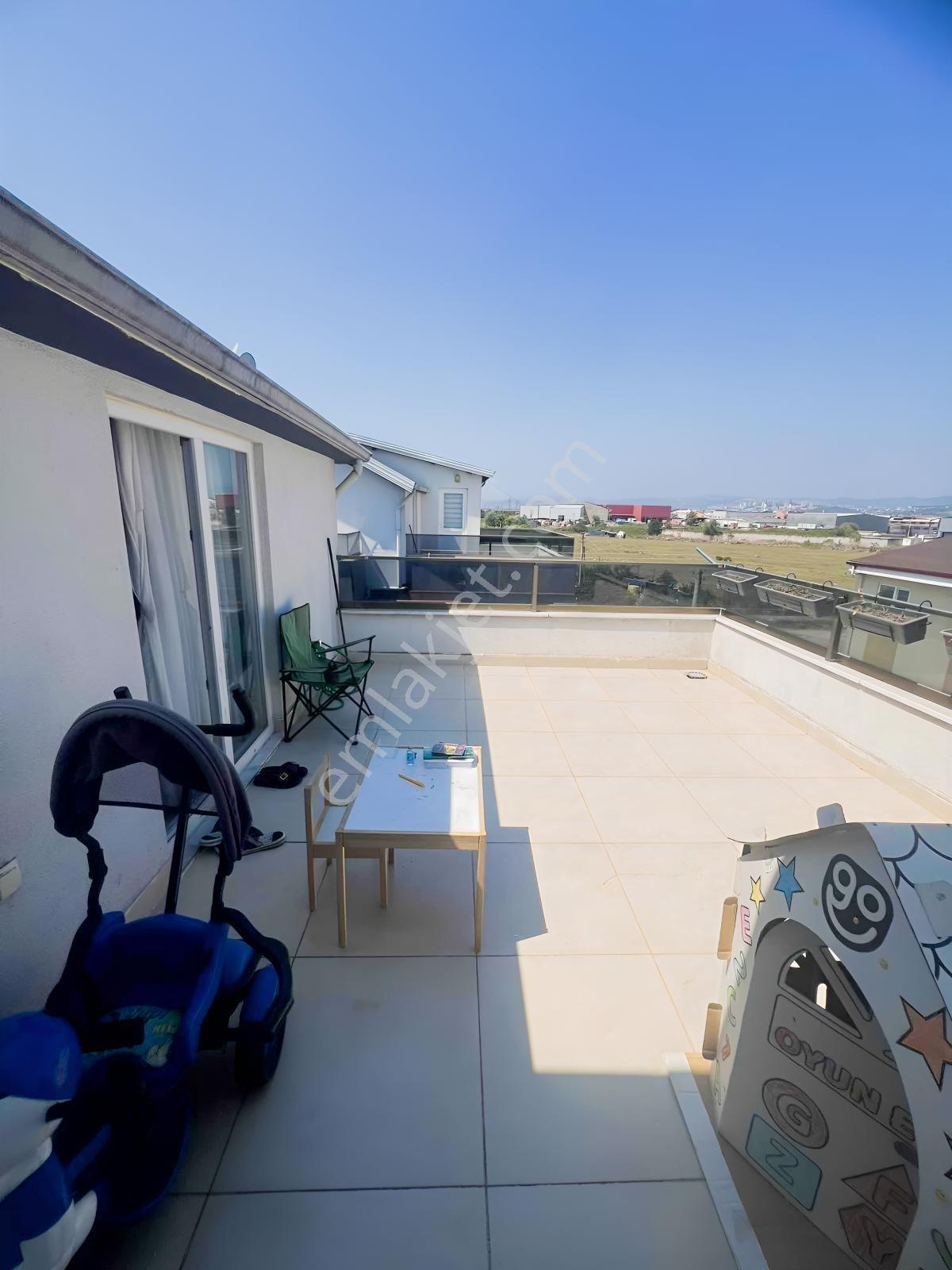 Ataevlerde Teras + 2 Balkonlu 3+1 Çatı Dubleks | Papatya Sitesi — fotoğraf 18