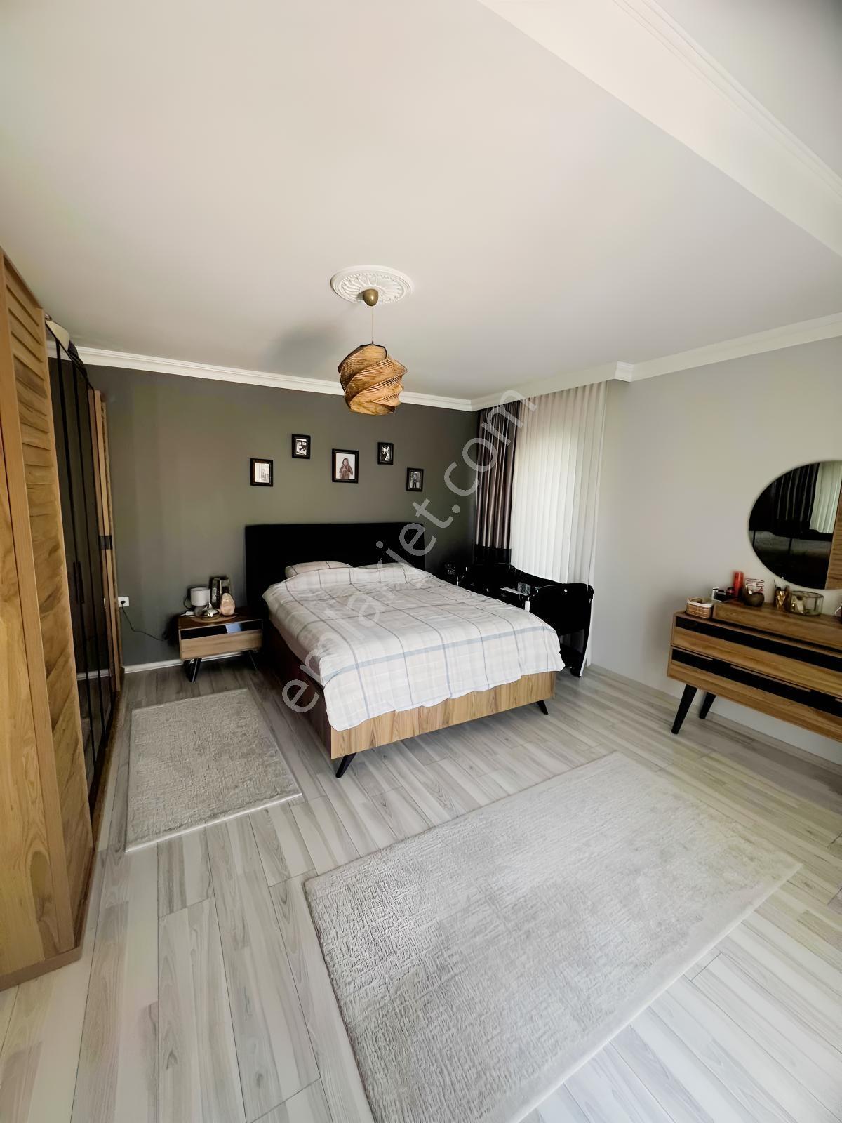 Ataevlerde Teras + 2 Balkonlu 3+1 Çatı Dubleks | Papatya Sitesi — fotoğraf 19