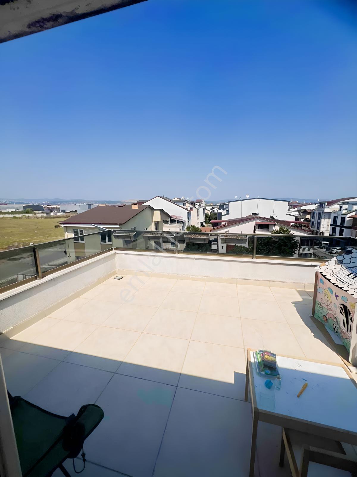 Ataevlerde Teras + 2 Balkonlu 3+1 Çatı Dubleks | Papatya Sitesi — fotoğraf 25