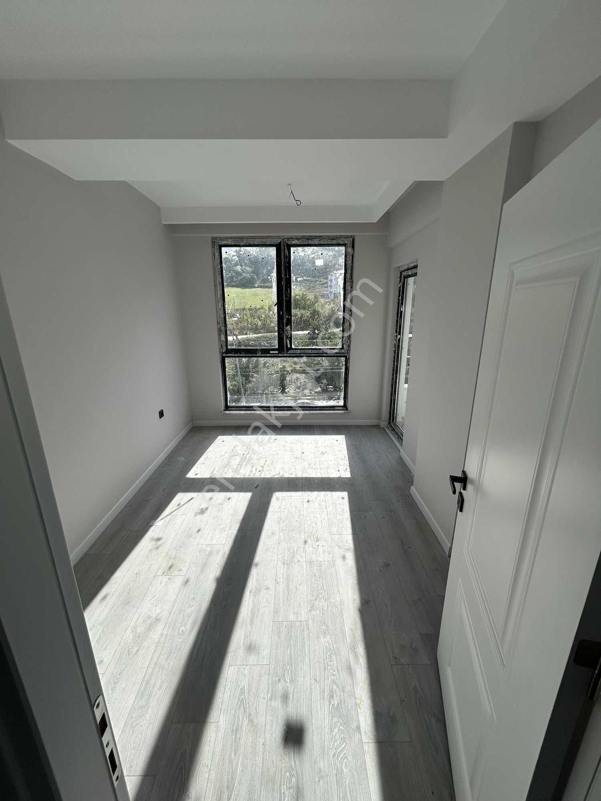 Taflanda Anayola Cephe Deniz M. 55m2 Satılık Köşe 1+1 — fotoğraf 5