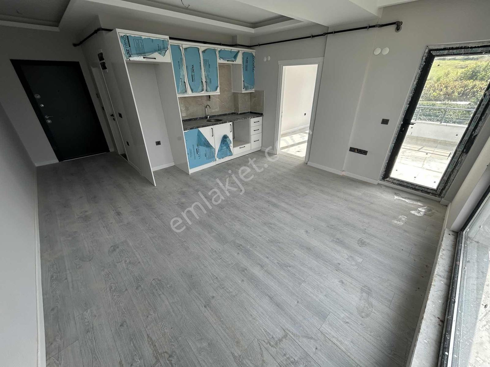 Taflanda Anayola Cephe Deniz M. 55m2 Satılık Köşe 1+1 — fotoğraf 12