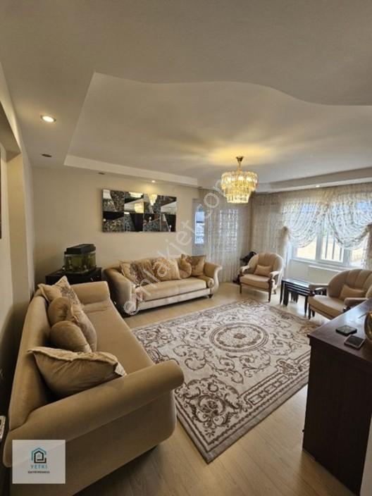 Yetki'Den Yenişafakta Önü Açık Satılık Üst Kat 3+1 Geniş Daire