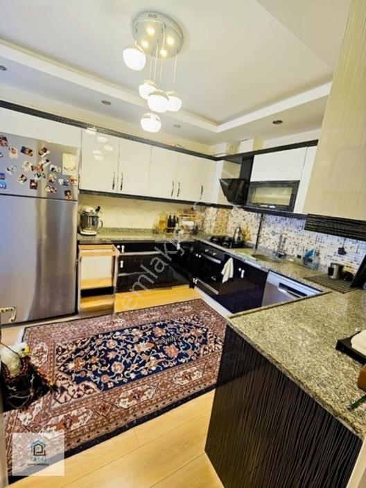 Yetki'den Yenişafakta Önü Açık Satılık Üst Kat 3+1 Geniş Daire — fotoğraf 7