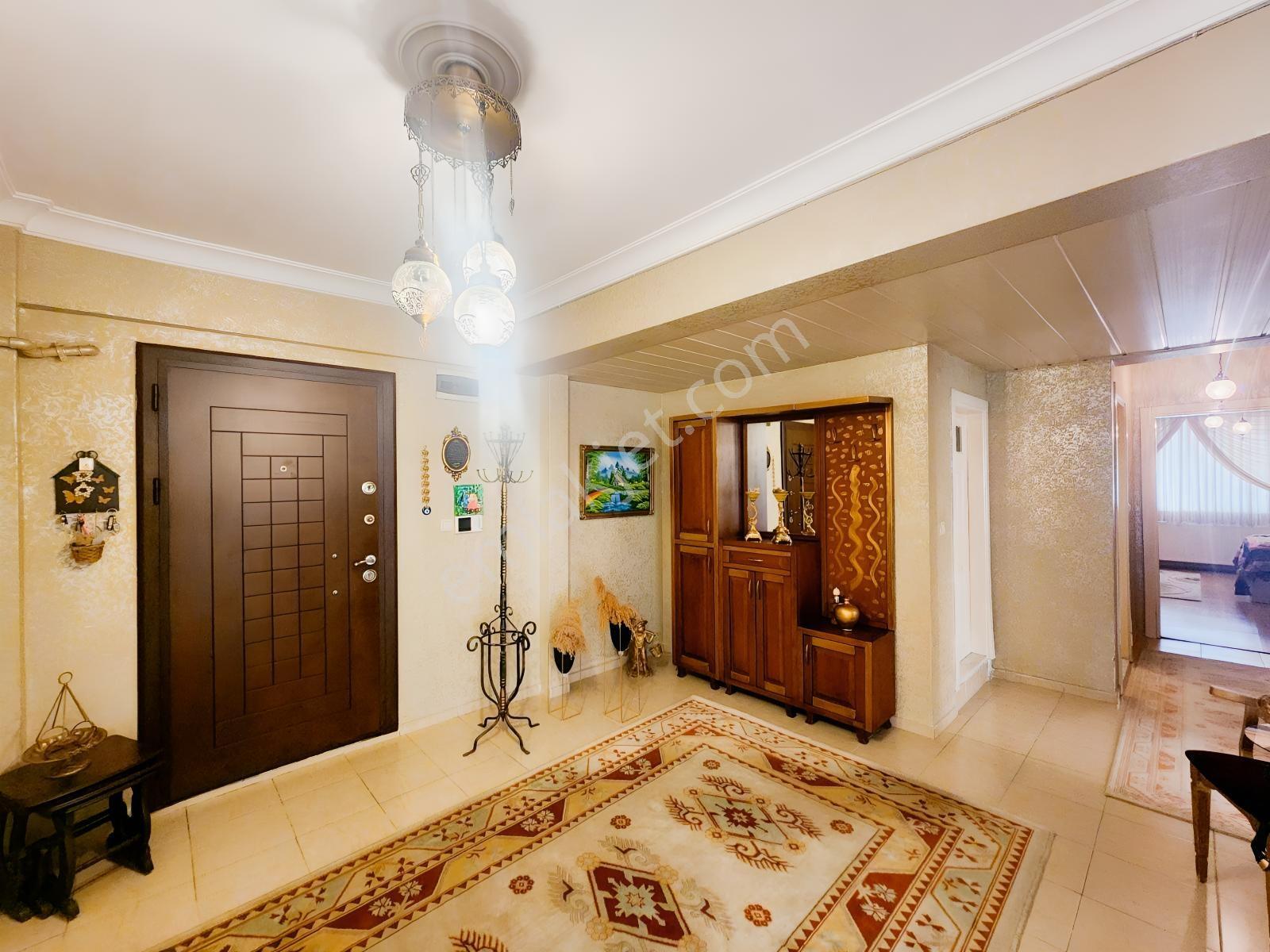 Raykent'de 196m2 Harika, Panoramik Konumlu 3+1 Bahçe Katı — fotoğraf 16