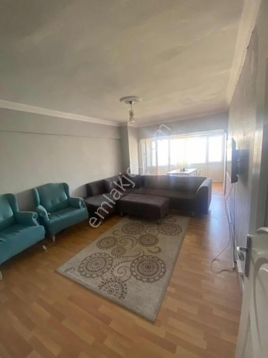 Cumhuriyet Meydanı İki Tapu Birden 1 + 1