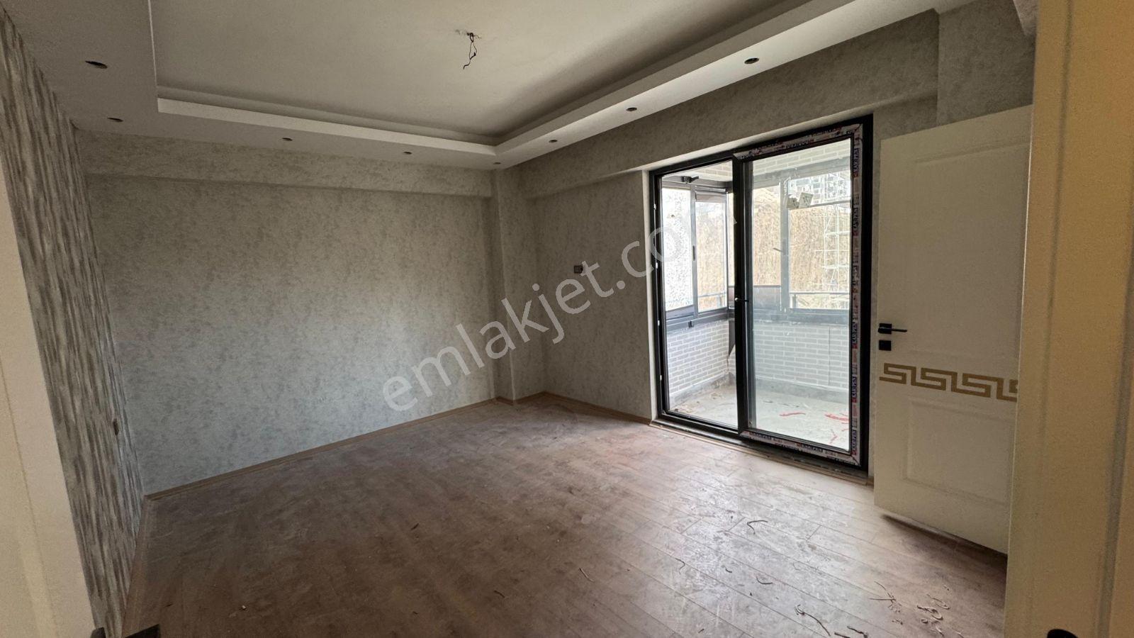 Ymz'den Geylani De 3,5+1 Ana Cadde Üzerinde Süper Geniş Daire — fotoğraf 2
