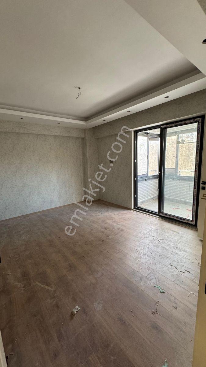 Ymz'den Geylani De 3,5+1 Ana Cadde Üzerinde Süper Geniş Daire — fotoğraf 5
