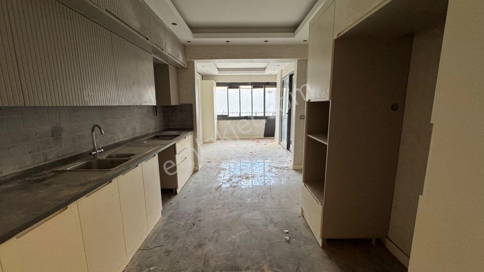 Ymz'den Geylani De 3,5+1 Ana Cadde Üzerinde Süper Geniş Daire — fotoğraf 7