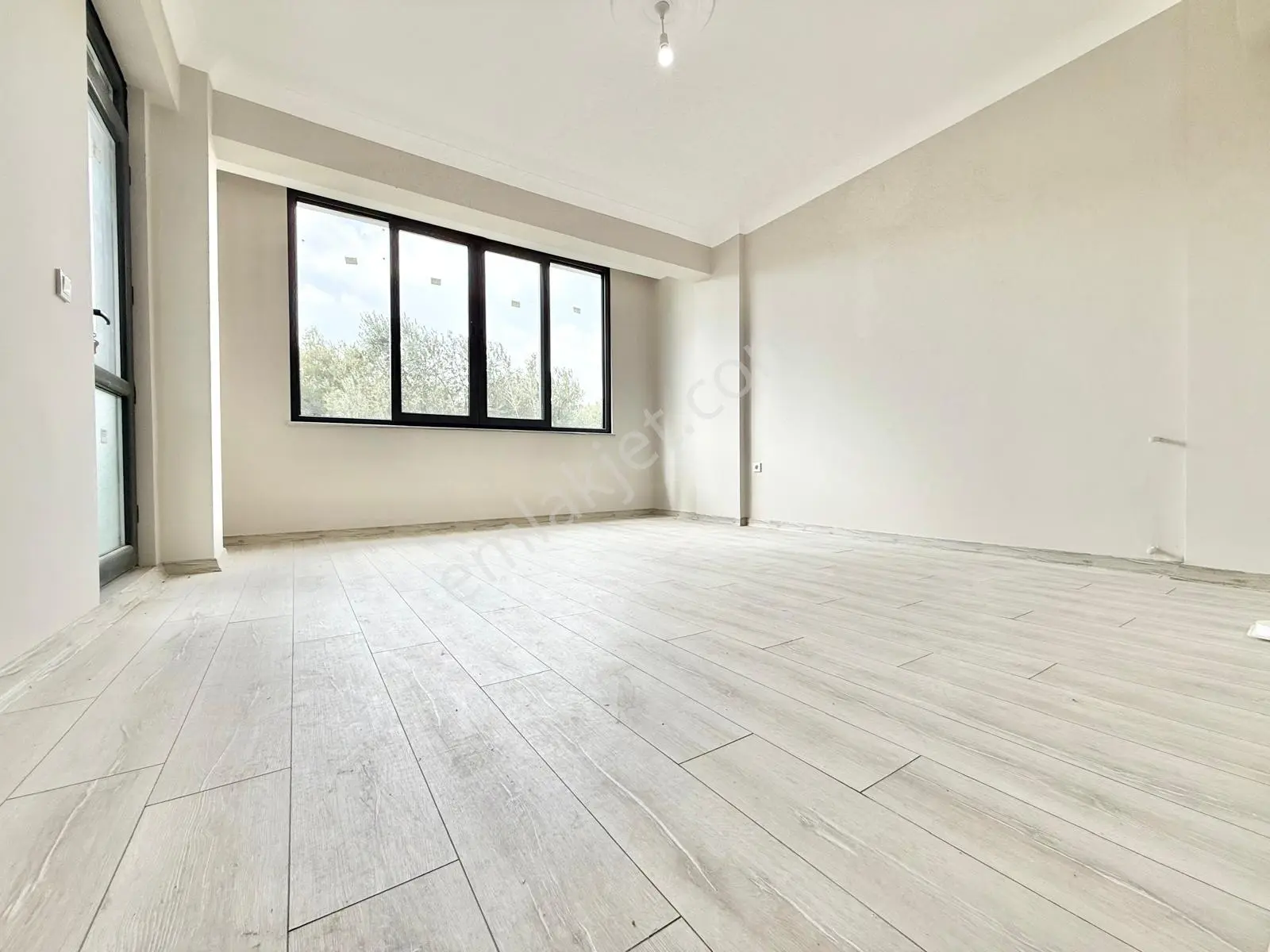 ꧁ay Emlaktan꧂küçükkuyu'da Yaşam Tarzınızı Değiştirecek Müstakil Tadında Satılık 2+1 Lüx Daire — fotoğraf 10