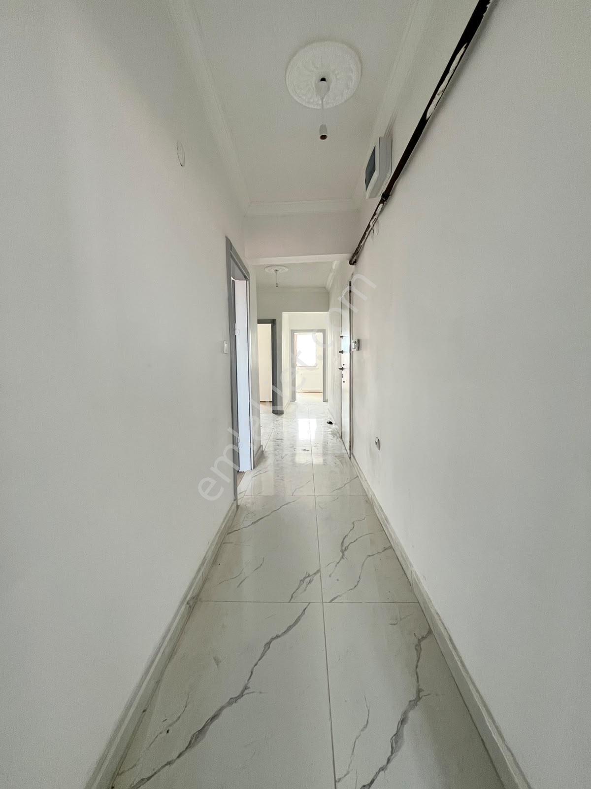 Sincan Mevlanada Arakat Asansörlü Yapılı Kupon 3+1 Satılık Daire — fotoğraf 19