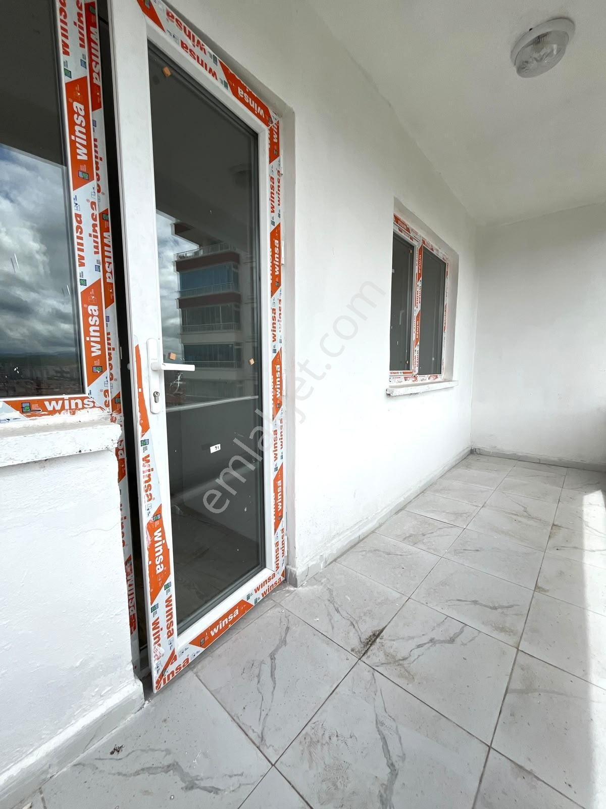 Sincan Mevlanada Arakat Asansörlü Yapılı Kupon 3+1 Satılık Daire — fotoğraf 22