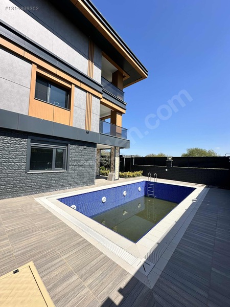 Şile Balibeyde Havuzlu 5+2 Tripleks Satılık Lüks Villa — fotoğraf 15