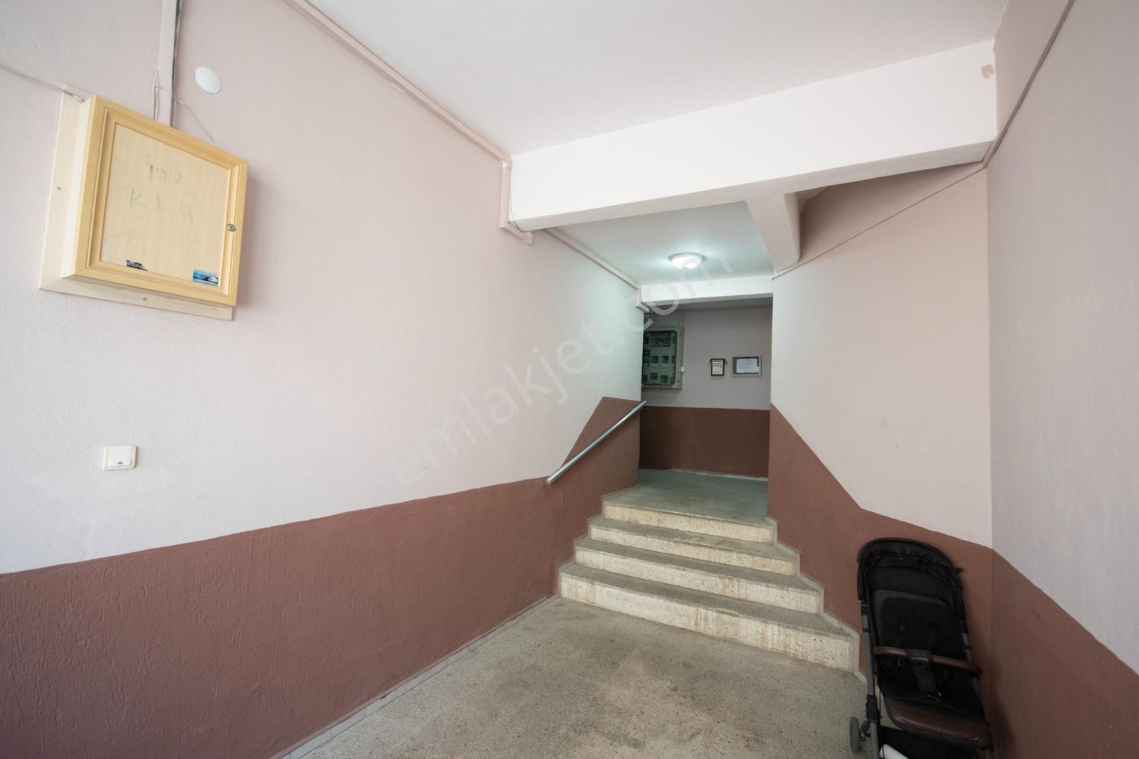 Kızlarpınarı Mahallesinde Satılık 3+1 Ayrı Mutfak Daire — fotoğraf 24