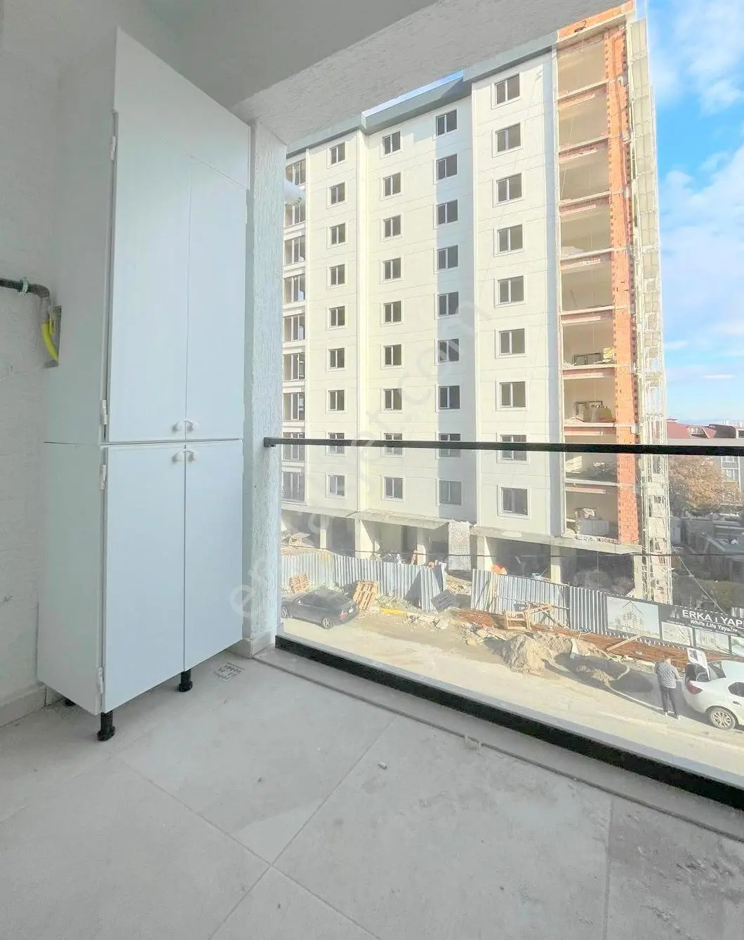 Mertcan'dan Yayalar Metroya 12dk İskanlı Balkonlu 3+1 Ara Kat — fotoğraf 6