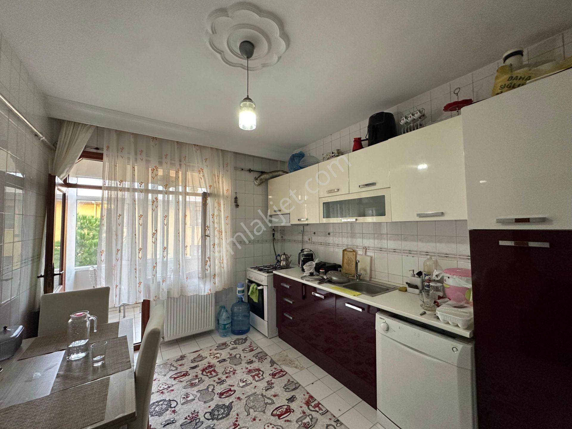 Kartal Atalar'da Şahane Kullanışlı Genişlik'te 3+1 Satılık Daire — fotoğraf 14