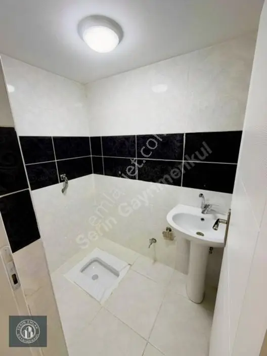 Serdivanda Satılık 2+1 Geniş Daire — fotoğraf 24