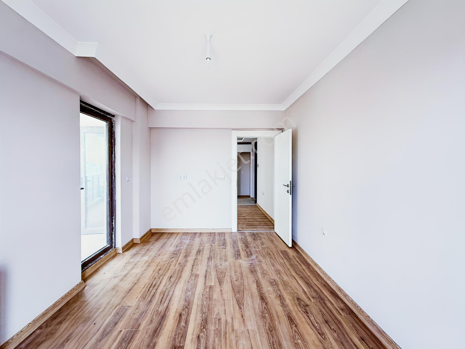 İncek Site İçinde Güneydoğu Cephe 1+1 Balkonlu Daire — fotoğraf 29
